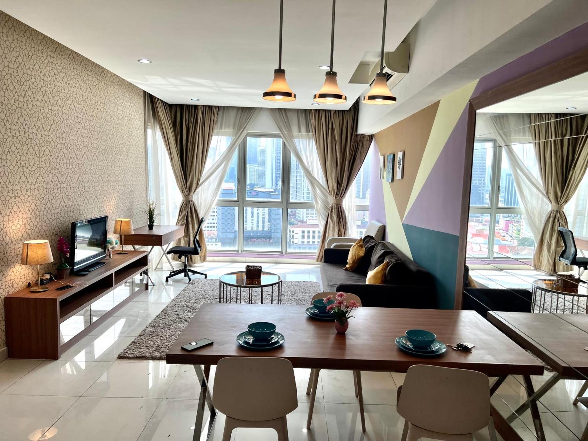 Regalia Service Suites Klcc Skypool Kuala Lumpur Exterior photo