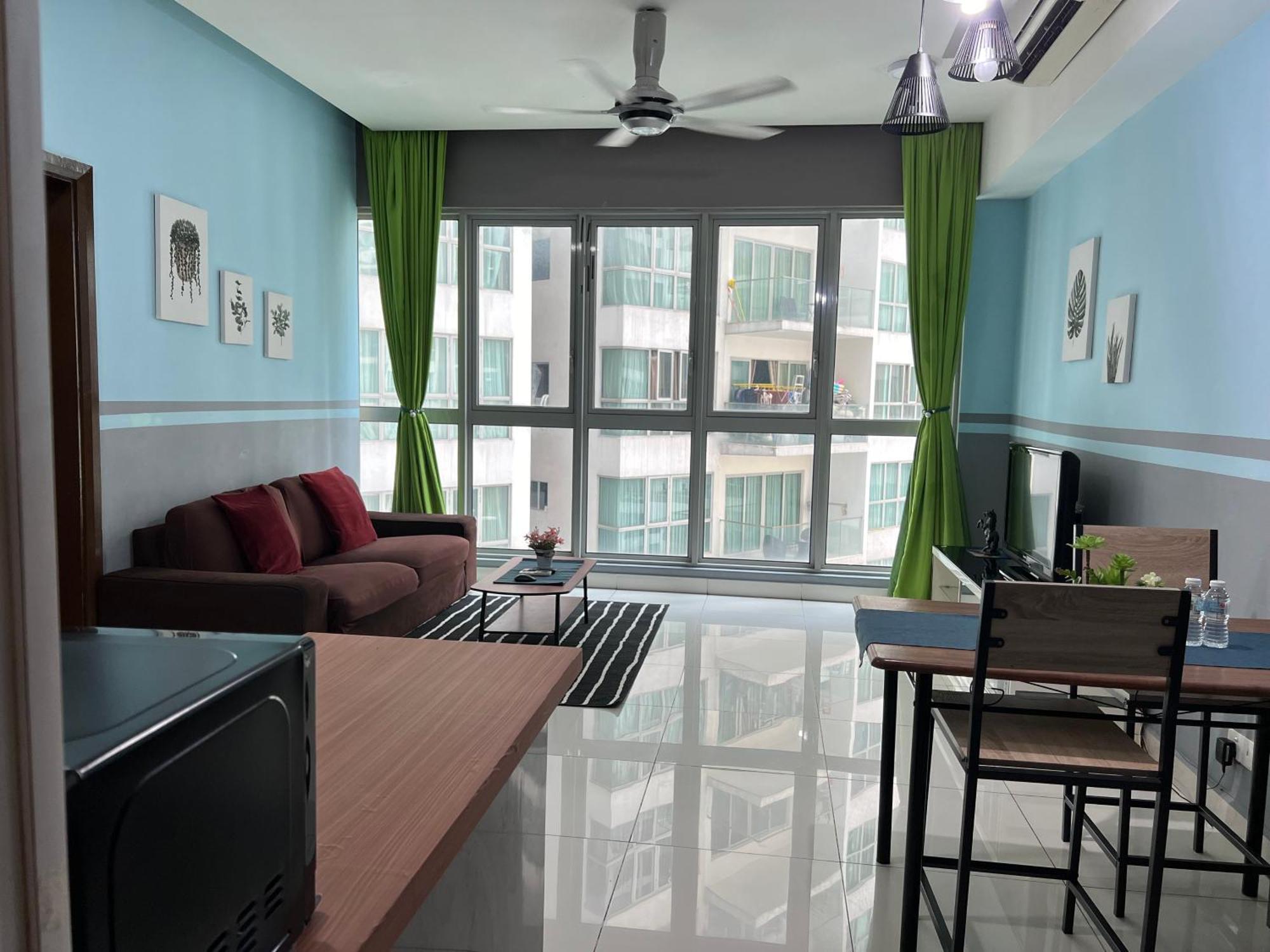 Regalia Service Suites Klcc Skypool Kuala Lumpur Exterior photo